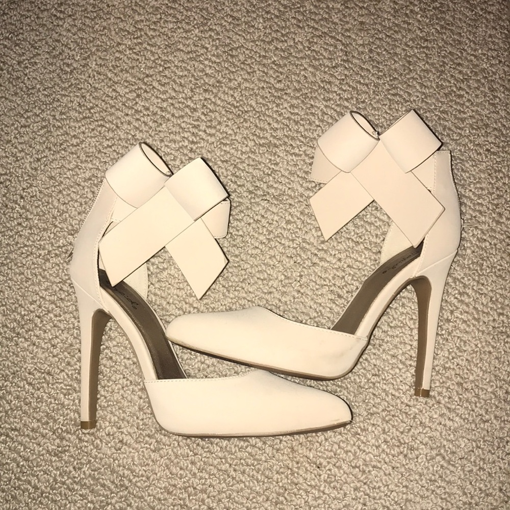 Nude heels